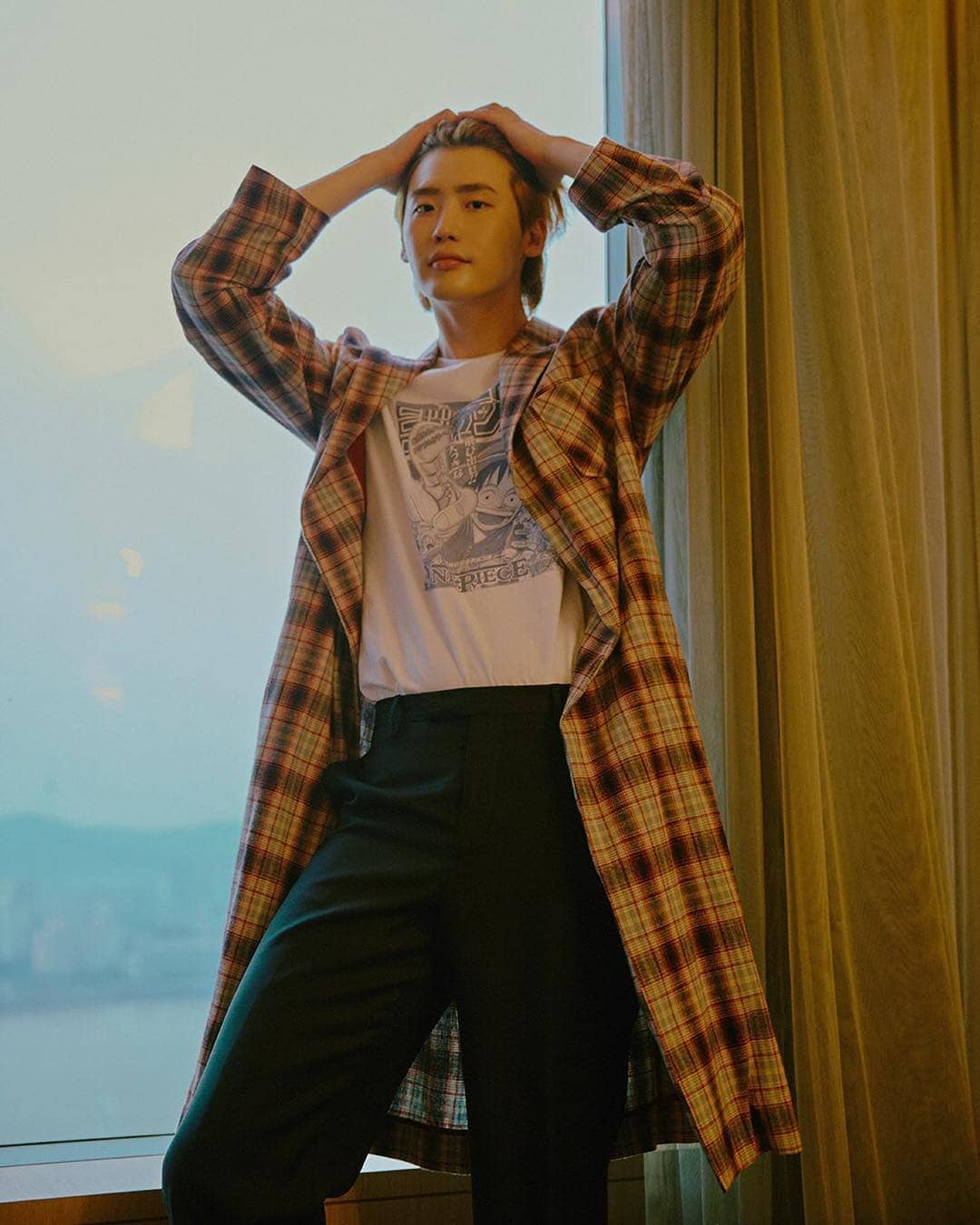 Lee Jong Suk